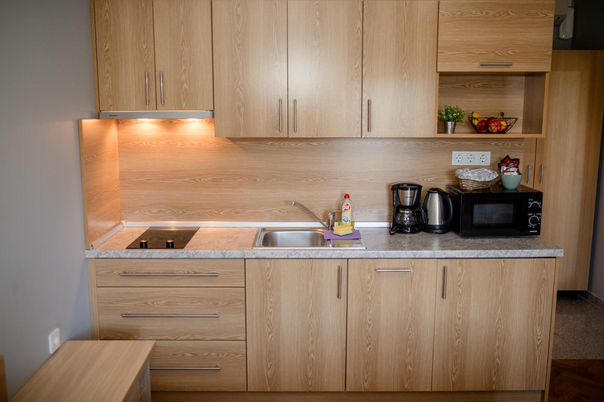 Apartmani Ana & Milo โลปาร์ ห้อง รูปภาพ